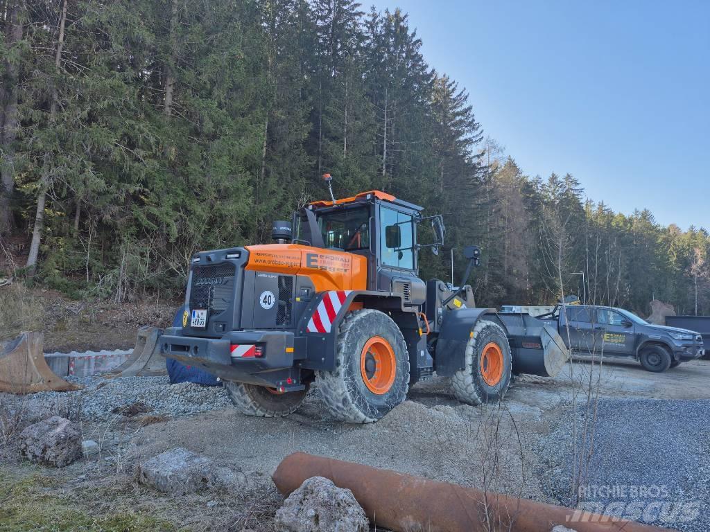 Doosan DL 250 لوادر بعجل