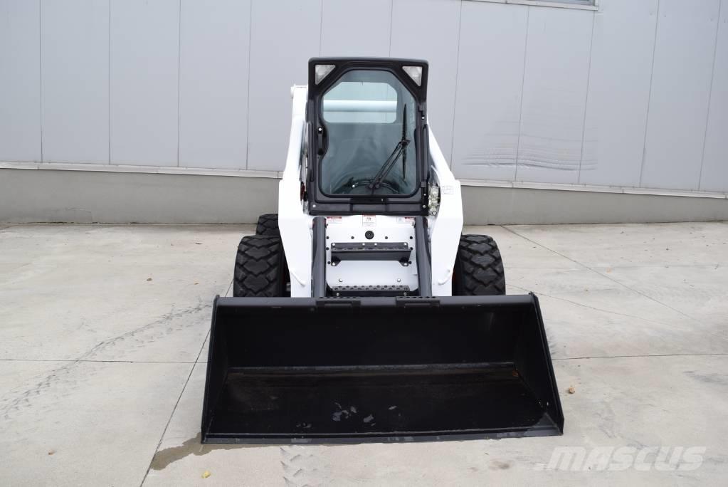 Bobcat S 250 لوادر انزلاقية التوجيه