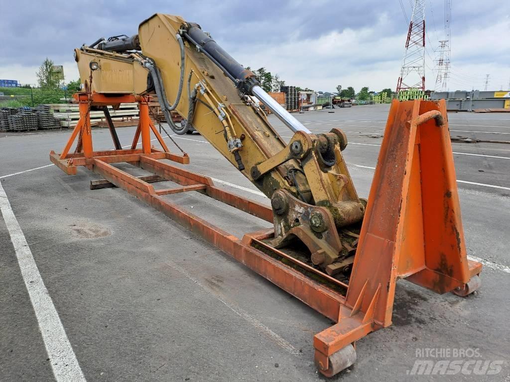 CAT 330DL UHD حفارات هدم