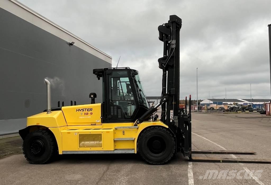 Hyster H18XD9 شاحنات الديزل