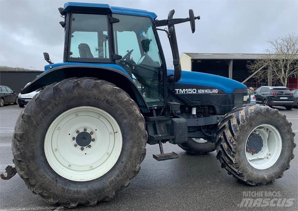 New Holland TM150 الجرارات