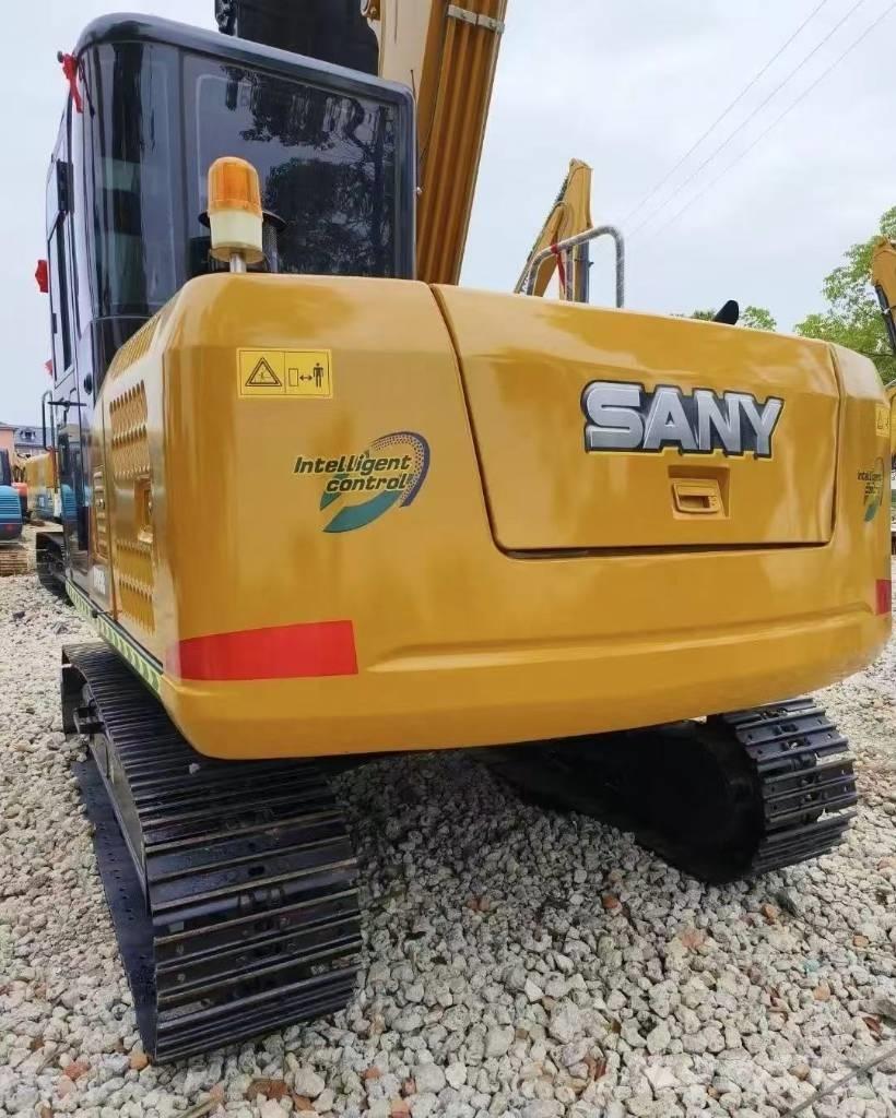 Sany SY 95 C حفارات زحافة