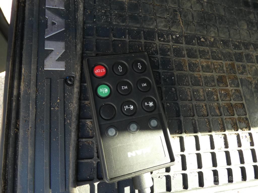 MAN TGX 26.470 شاحنات بمقصورة وهيكل