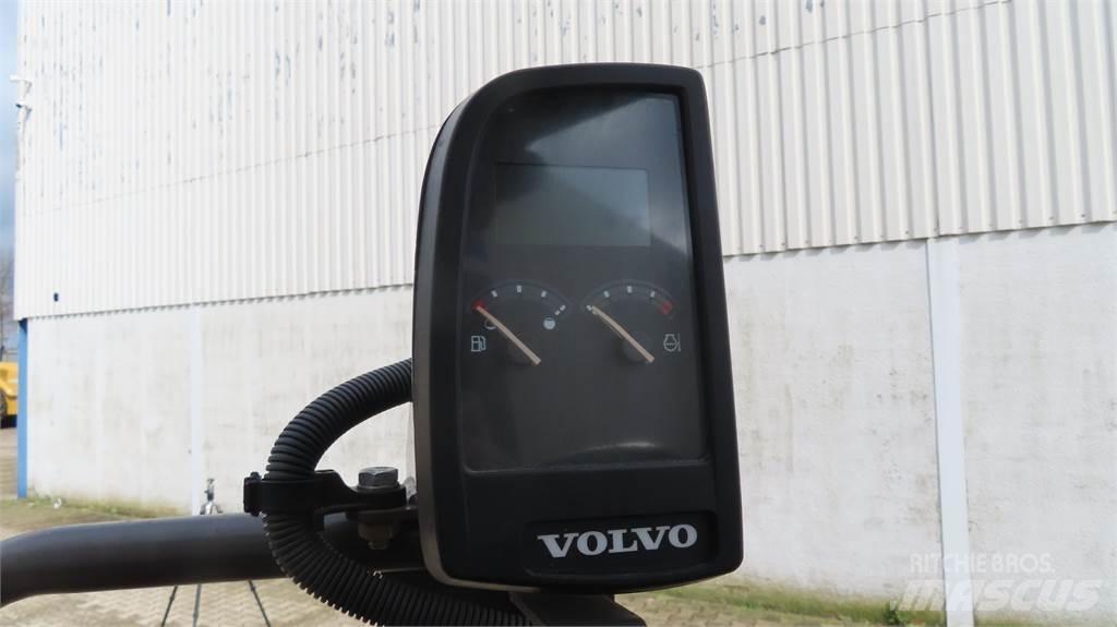 Volvo SD 45 B مداحل أحادية الأسطوانة