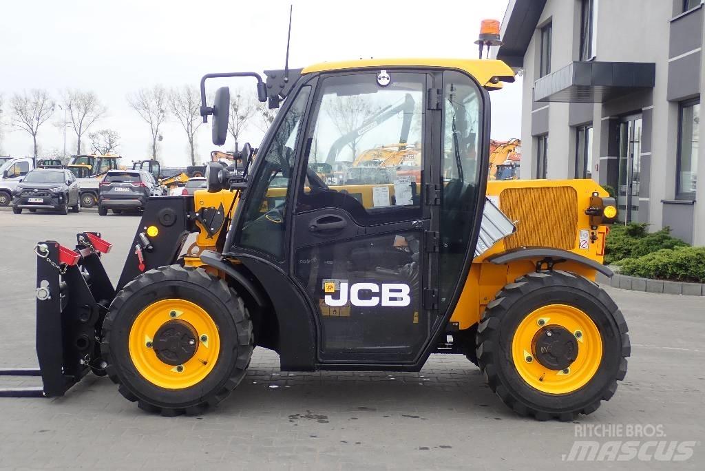 JCB 514-40 لوادر صغيرة