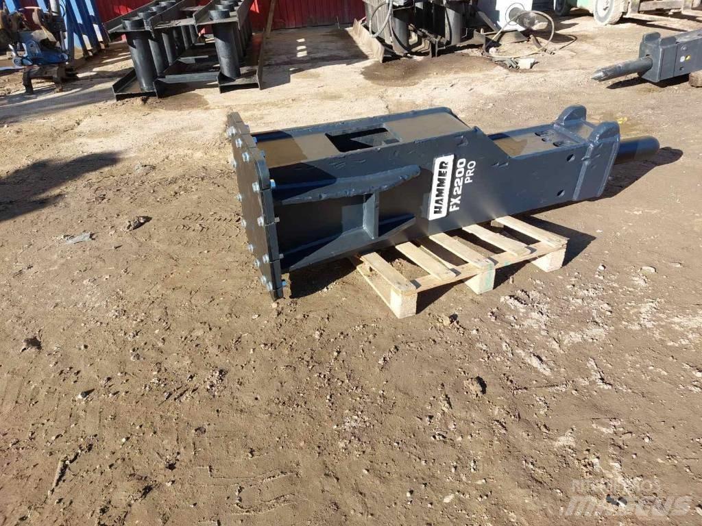 Hammer FX 2200 PRO مطارق / كسارات