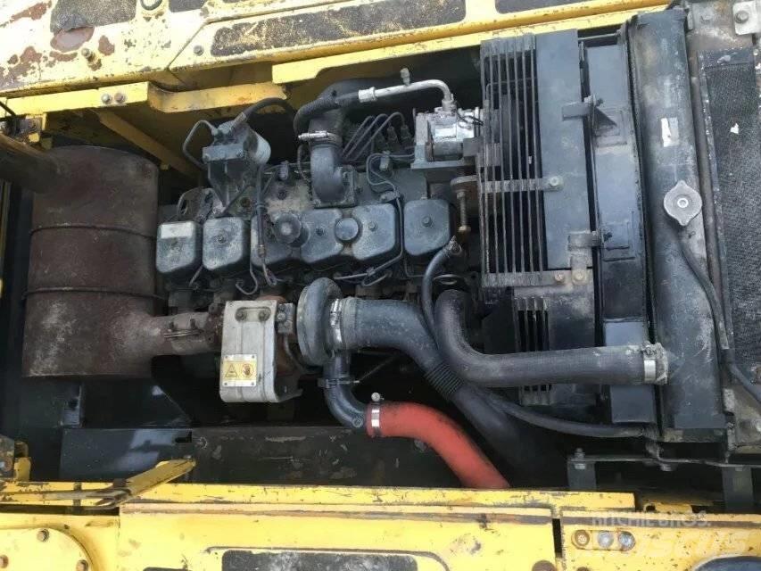 Komatsu pc200-7 حفارات زحافة
