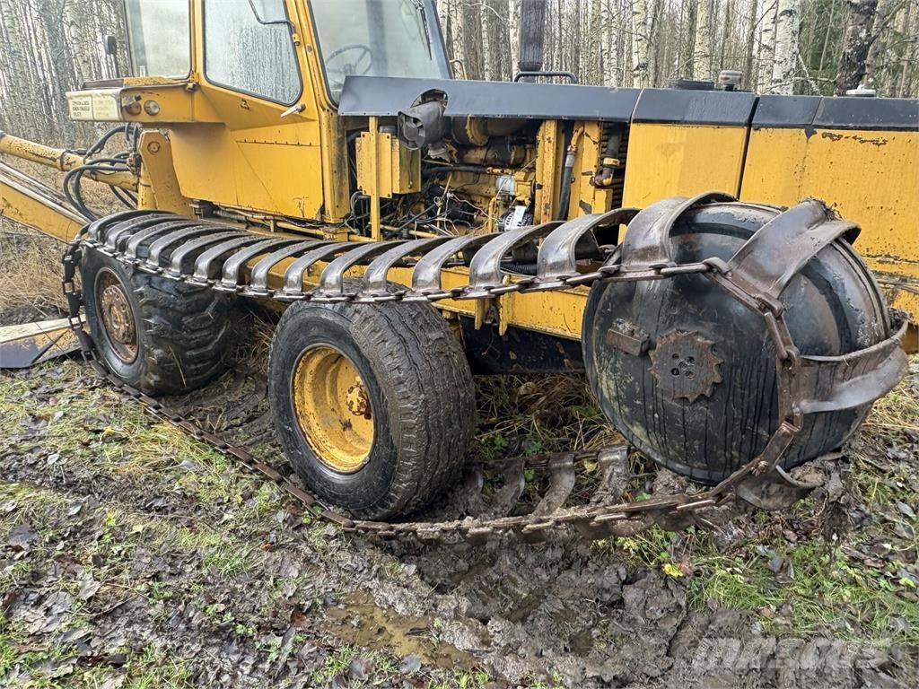 Lännen S10/2000 لوادر ذات جرافات عكسية