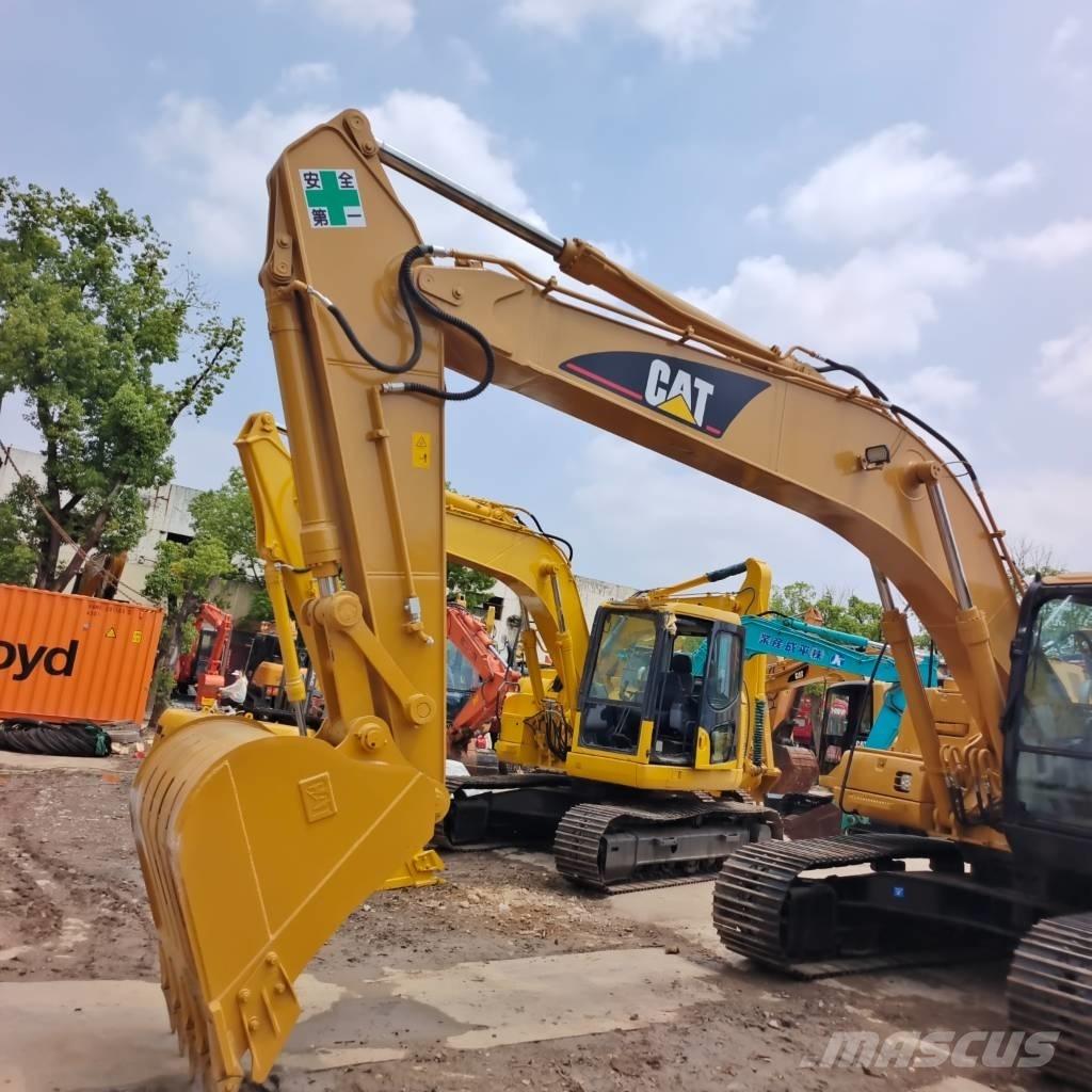 CAT 320 C L حفارات زحافة