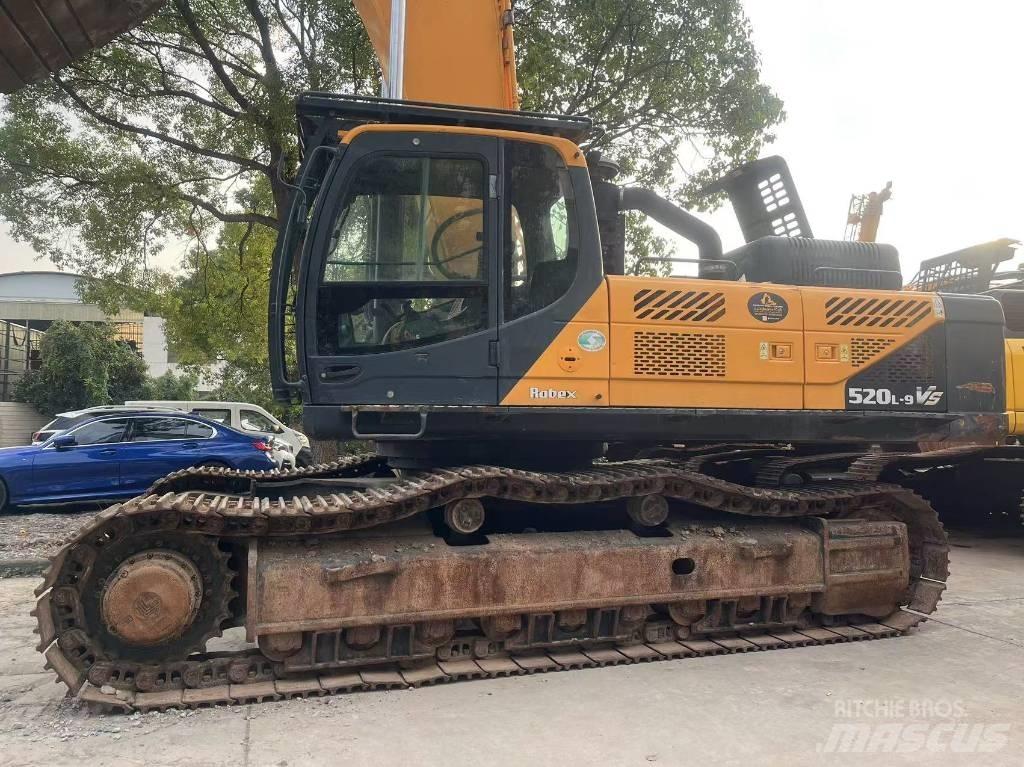 Hyundai R520L-9VS حفارات زحافة