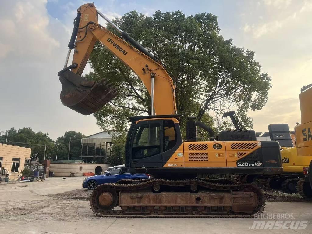Hyundai R520L-9VS حفارات زحافة