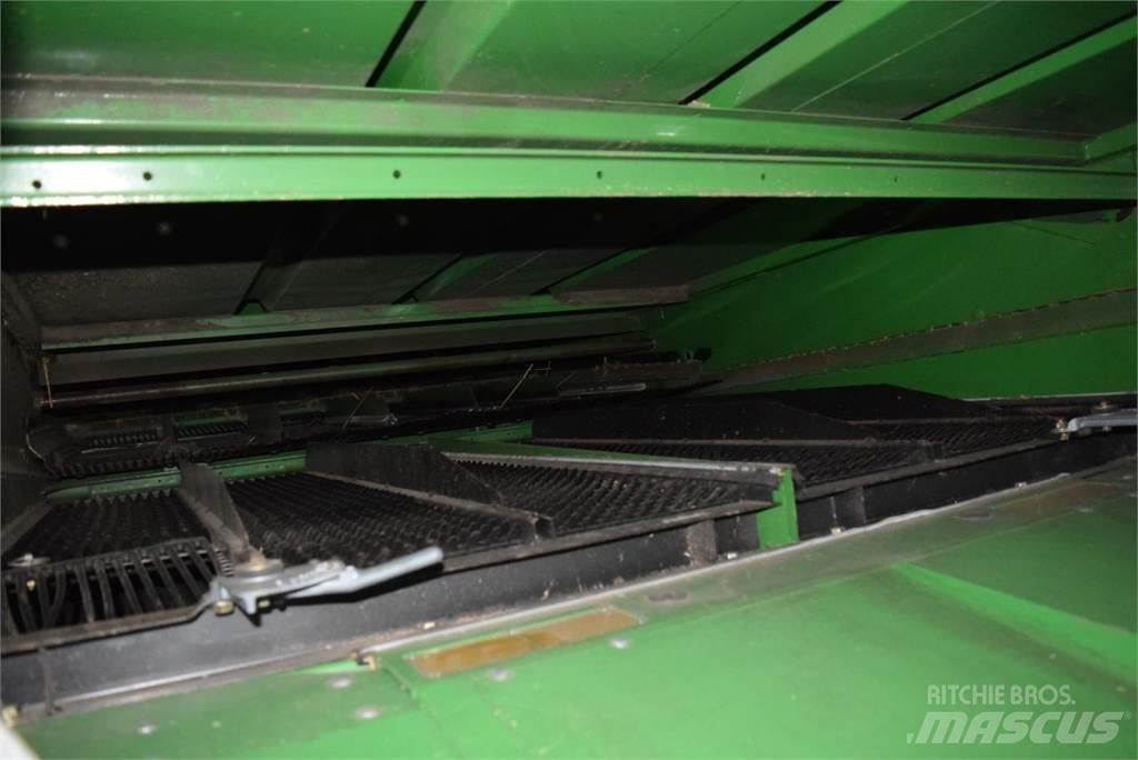 John Deere W 650 حصادات