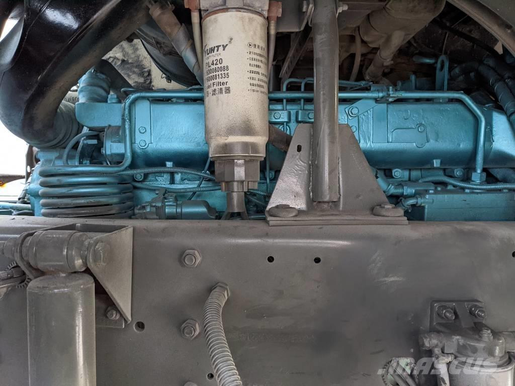 Howo 375 8x4 شاحنات قلابة