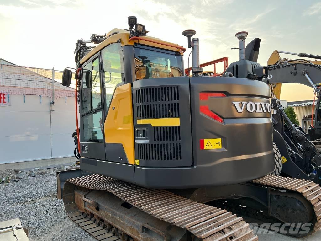 Volvo ECR145EL حفارات زحافة