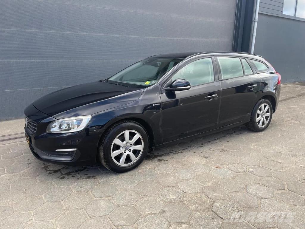 Volvo V60 . سيارات