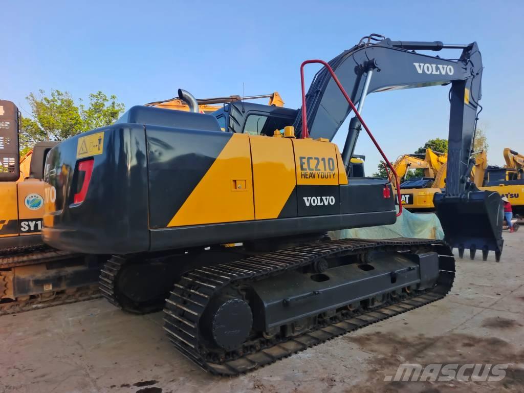 Volvo EC 210 D حفارات زحافة