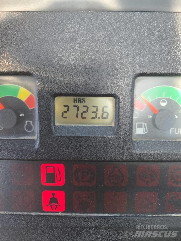 Bobcat T 2250 مناولات متداخلة