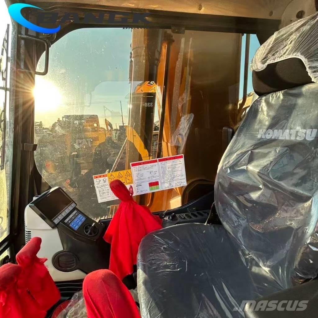 Komatsu PC 240 حفارات زحافة