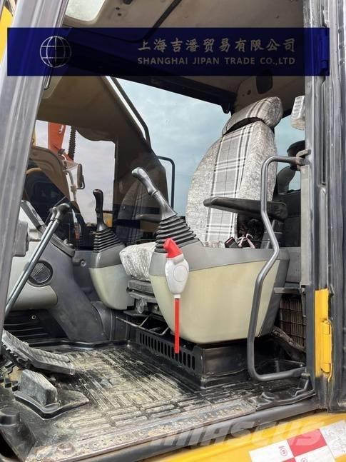Komatsu PC 240 حفارات زحافة