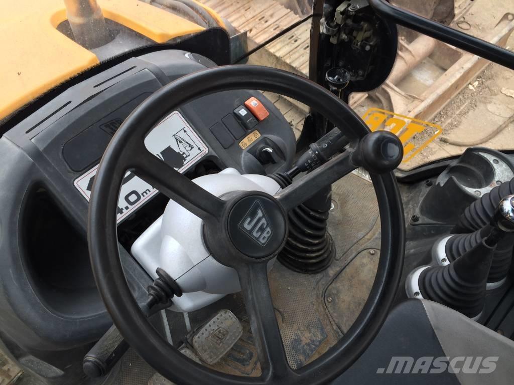 JCB 4CX لوادر ذات جرافات عكسية