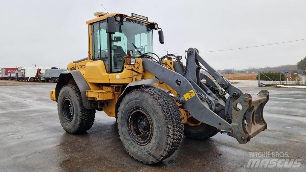 Volvo L 60 F 4700H لوادر بعجل