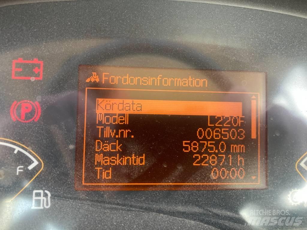Volvo L 220 F لوادر بعجل