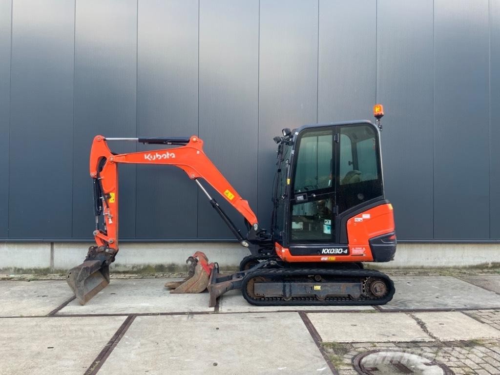 Kubota KX 030-4 حفارات صغيرة أقل من 7 طن (حفارات صغيرة)