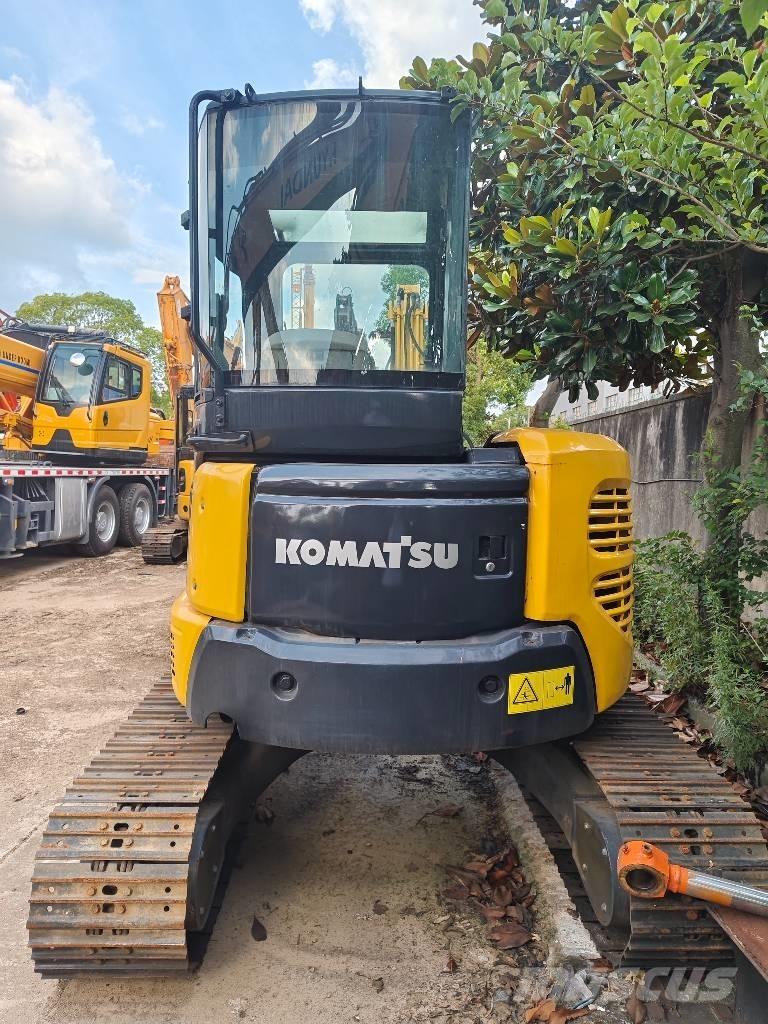 Komatsu PC 55 MR حفارات صغيرة أقل من 7 طن (حفارات صغيرة)