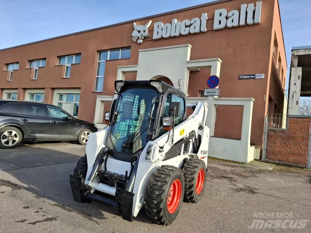 Bobcat S 530 لوادر انزلاقية التوجيه