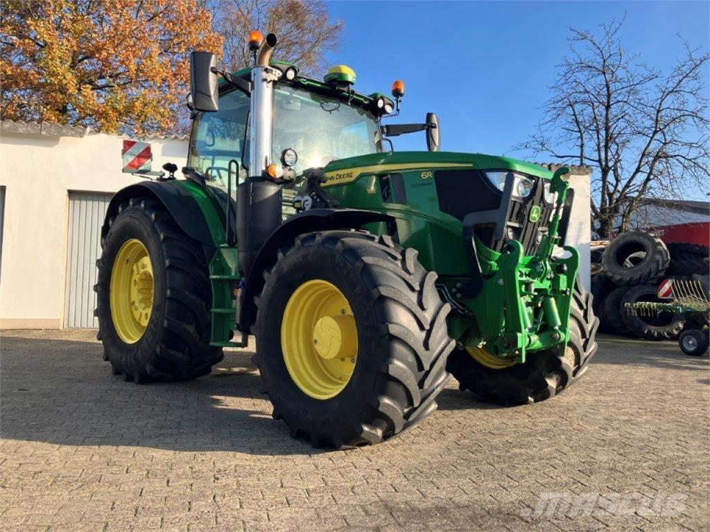 John Deere 6R 185 الجرارات