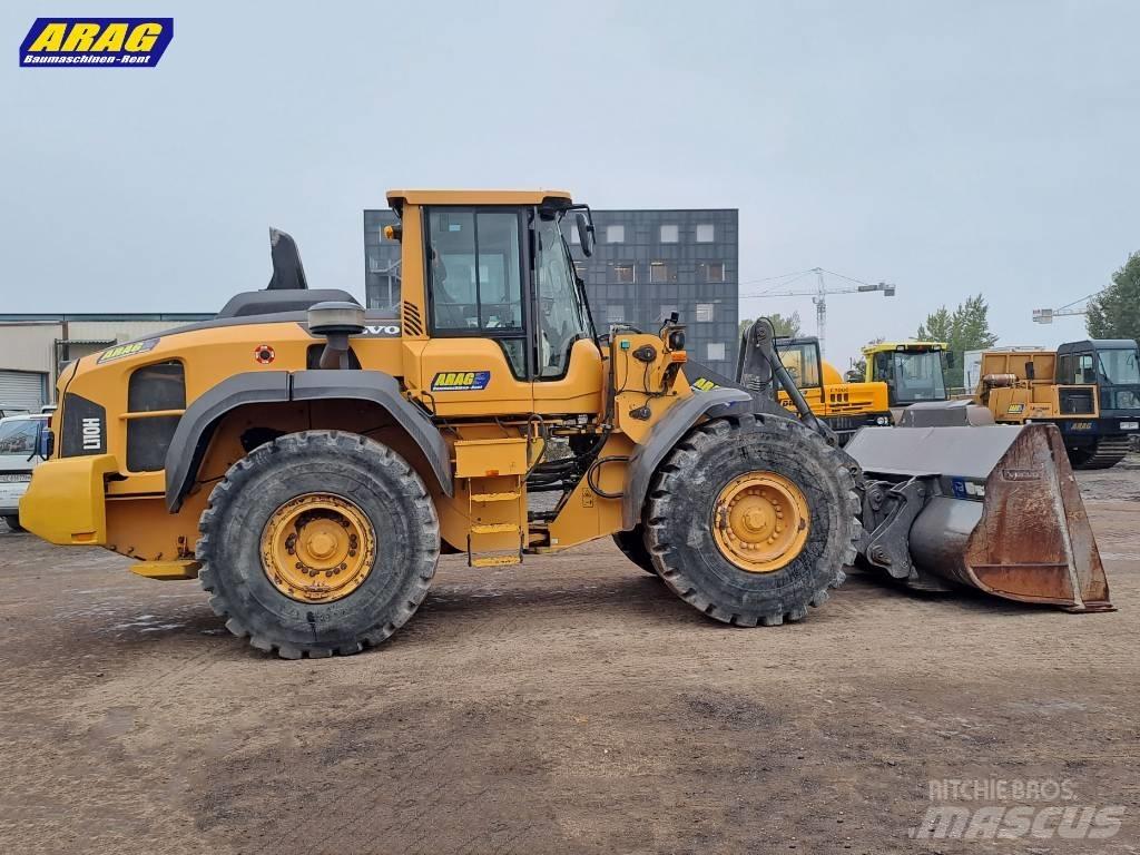 Volvo L 110 H لوادر بعجل