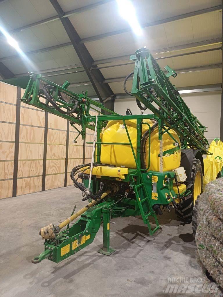 John Deere 740 i الرشاشات