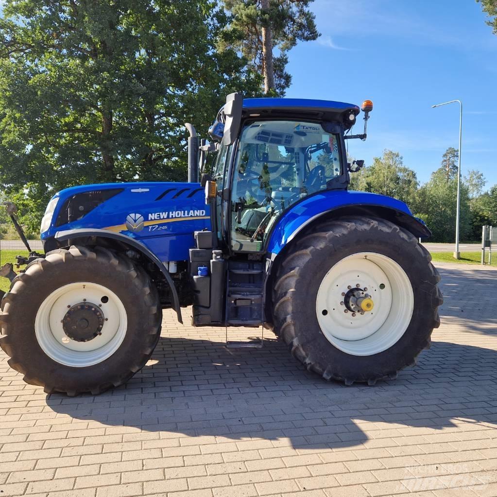 New Holland T 7.245 الجرارات