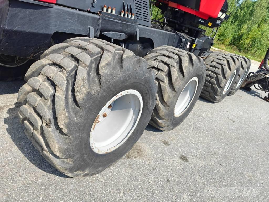 Komatsu 901 XC حصادات
