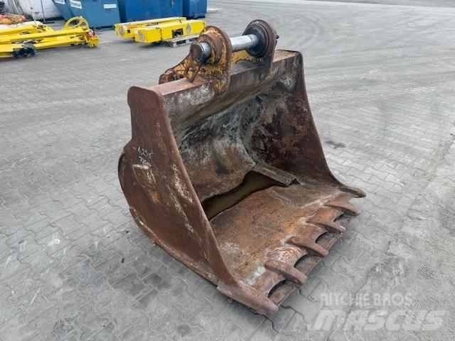 CAT M 320 BUCKET جرافات عكسية