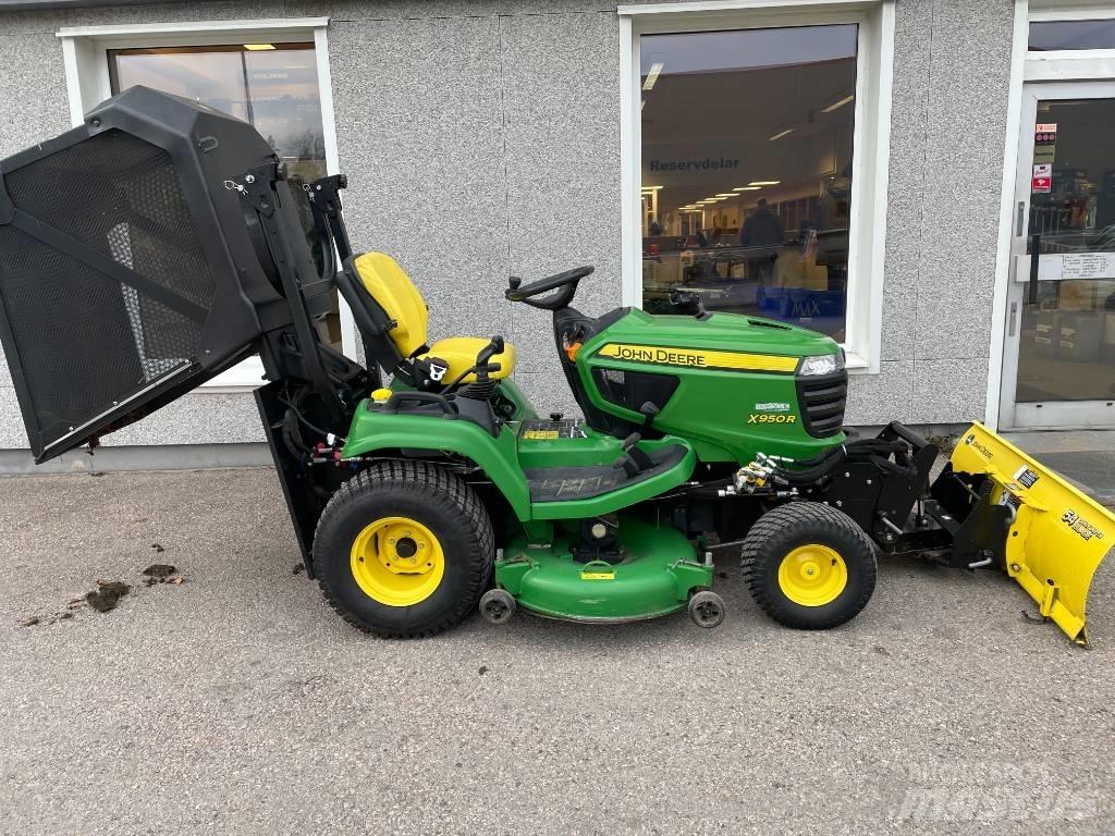 John Deere X 950 R ركوب الحشائش