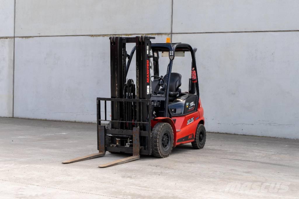 Manitou MI 25 شاحنات الديزل