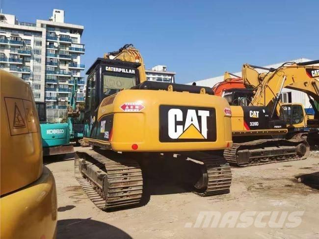 CAT 315 D حفارات زحافة