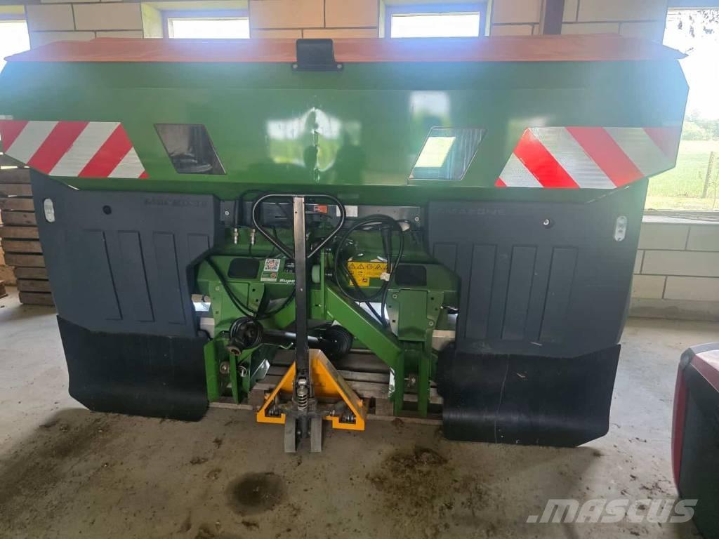 Amazone ZA-V 3200 معدات فرد المواد المعدنية