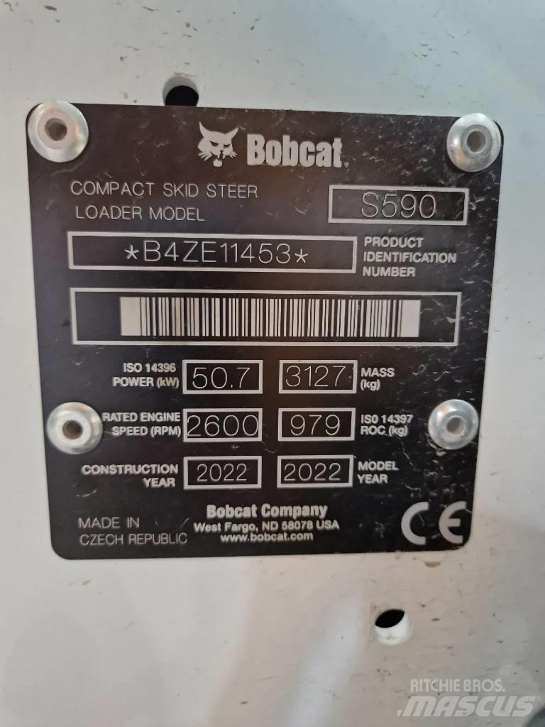 Bobcat S 590 لوادر انزلاقية التوجيه