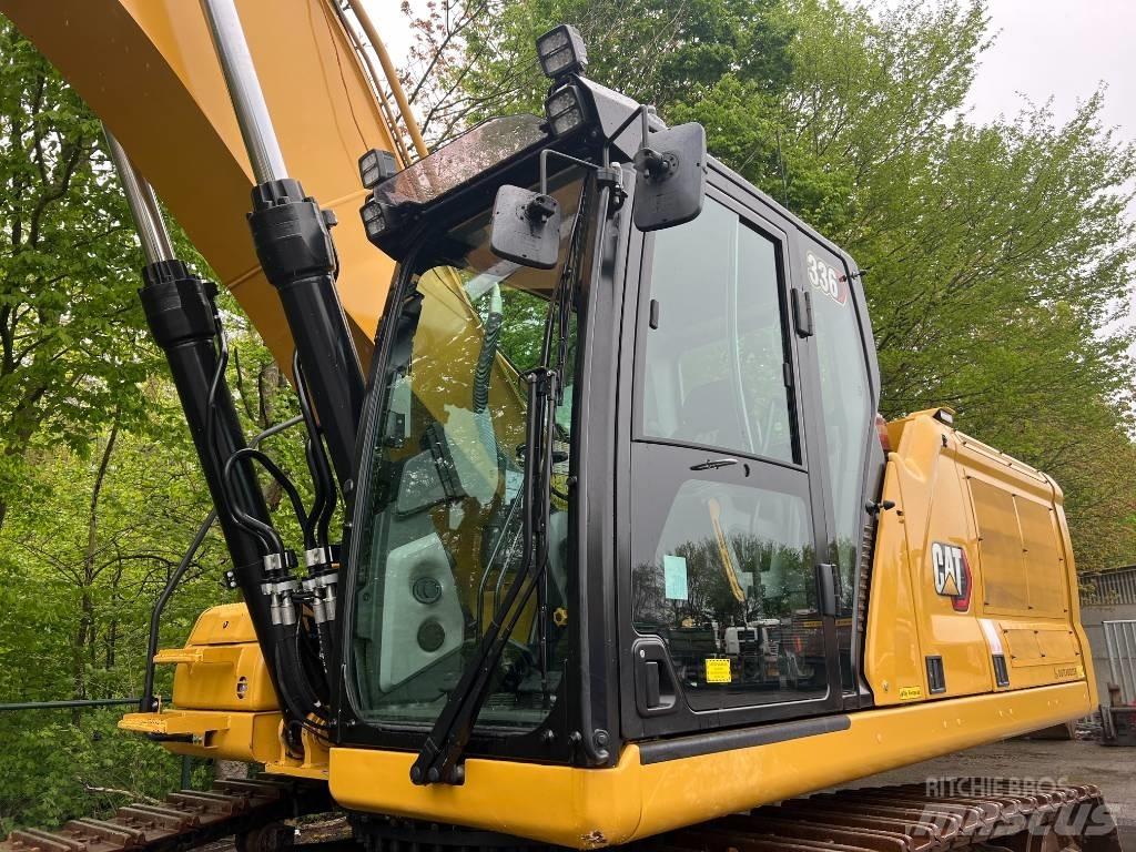 CAT 336 حفارات زحافة