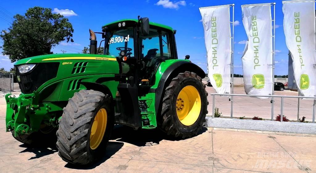 John Deere 6150 M الجرارات