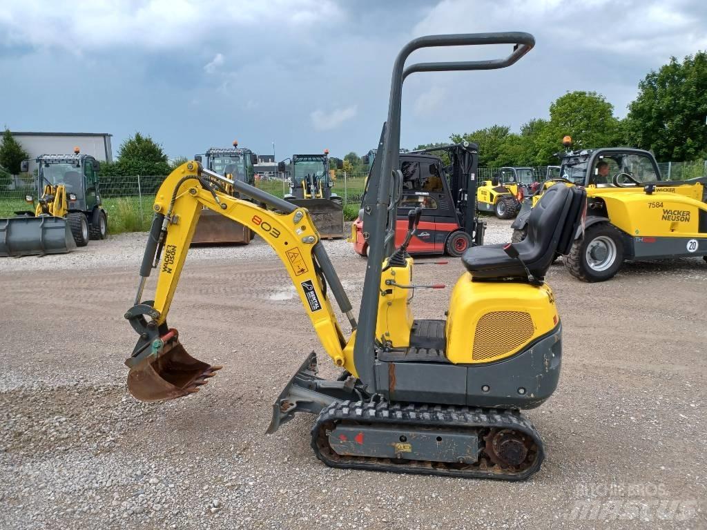 Wacker Neuson 803 حفارات زحافة