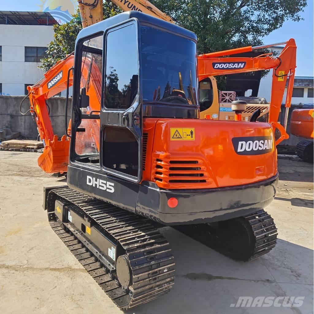 Doosan DH 55 حفارات صغيرة أقل من 7 طن (حفارات صغيرة)