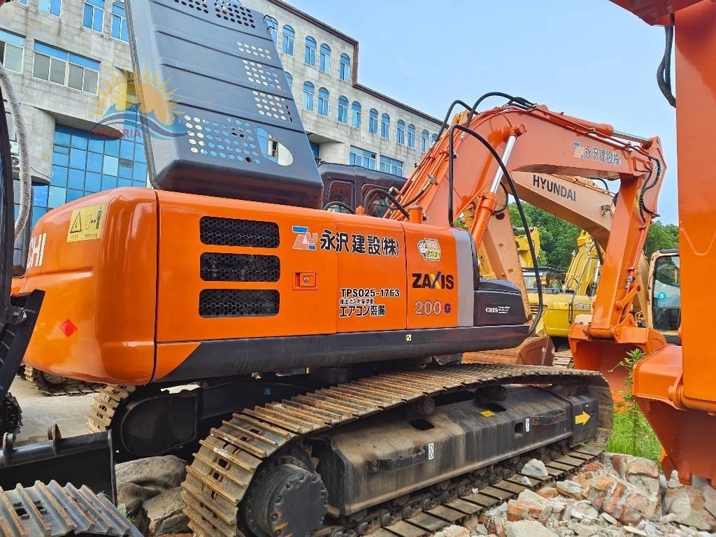 Hitachi ZX 200 حفارات زحافة