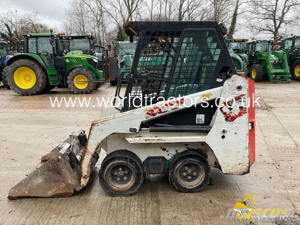 Bobcat S 70 لوادر انزلاقية التوجيه