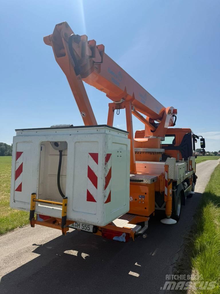 Palfinger P 300 KS المنصات الهوائية المثبتة على شاحنة