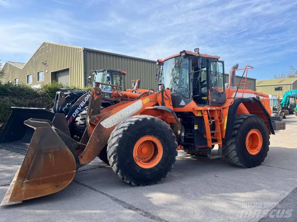 Doosan DL 420-3 لوادر بعجل