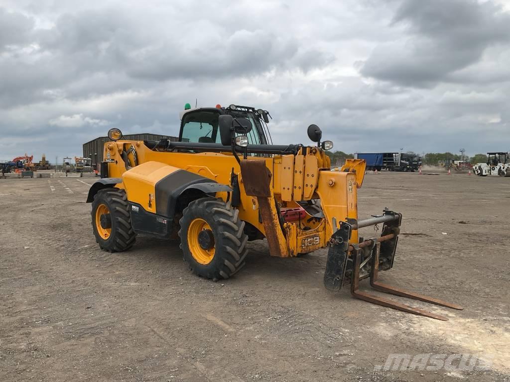 JCB 540-170 مناولات متداخلة