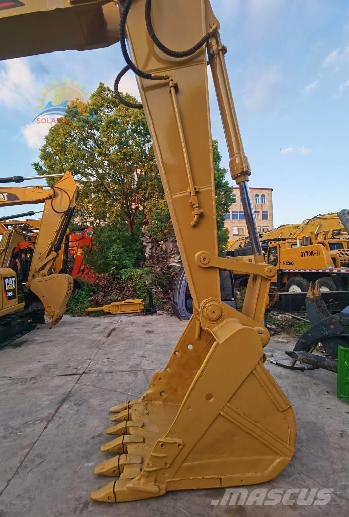 CAT 320 C L حفارات زحافة